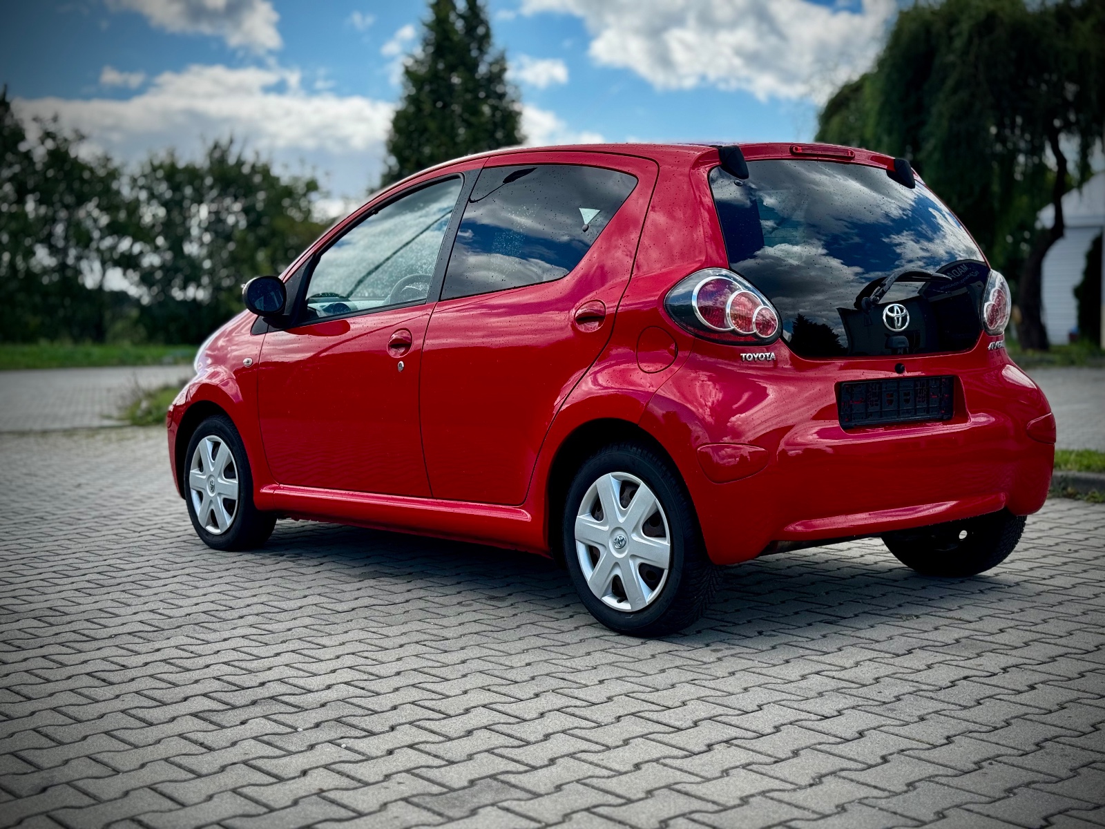 Toyota Aygo 1.0 68 KM | 156 000 km | ekonomiczne miejskie auto — zdjęcie 7