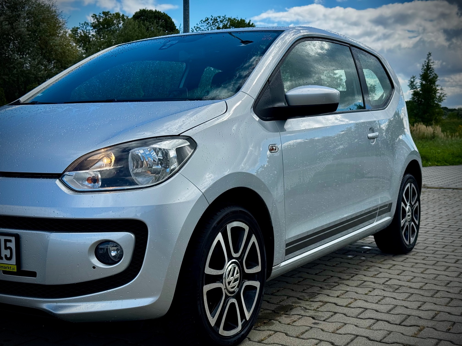 Volkswagen up! Club 1.0 MPI | 156 000 km | Srebrny | Alufelgi — zdjęcie 5