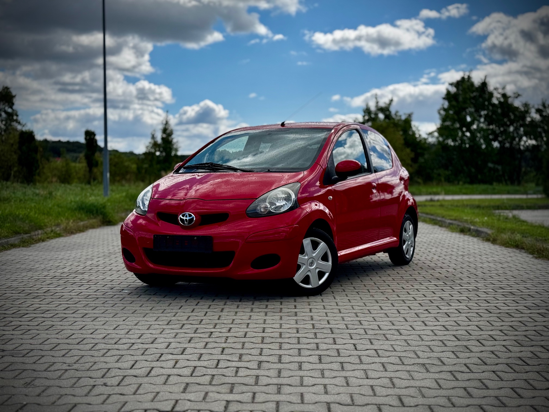 Toyota Aygo 1.0 68 KM | 156 000 km | ekonomiczne miejskie auto — zdjęcie 4